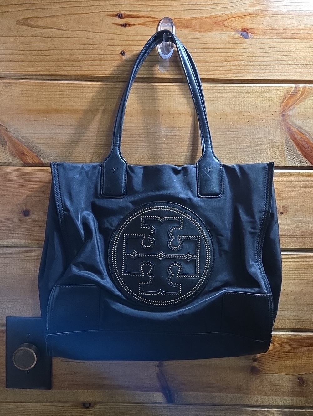 Tory Burch Over The Shoulder Black Purse GUC #classy #datenight